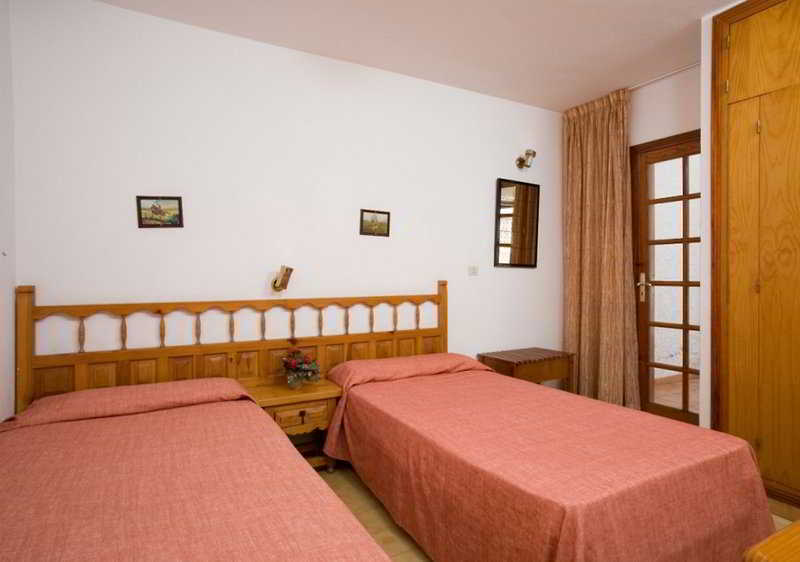 Apartahotel Tinerfe Garden 2*